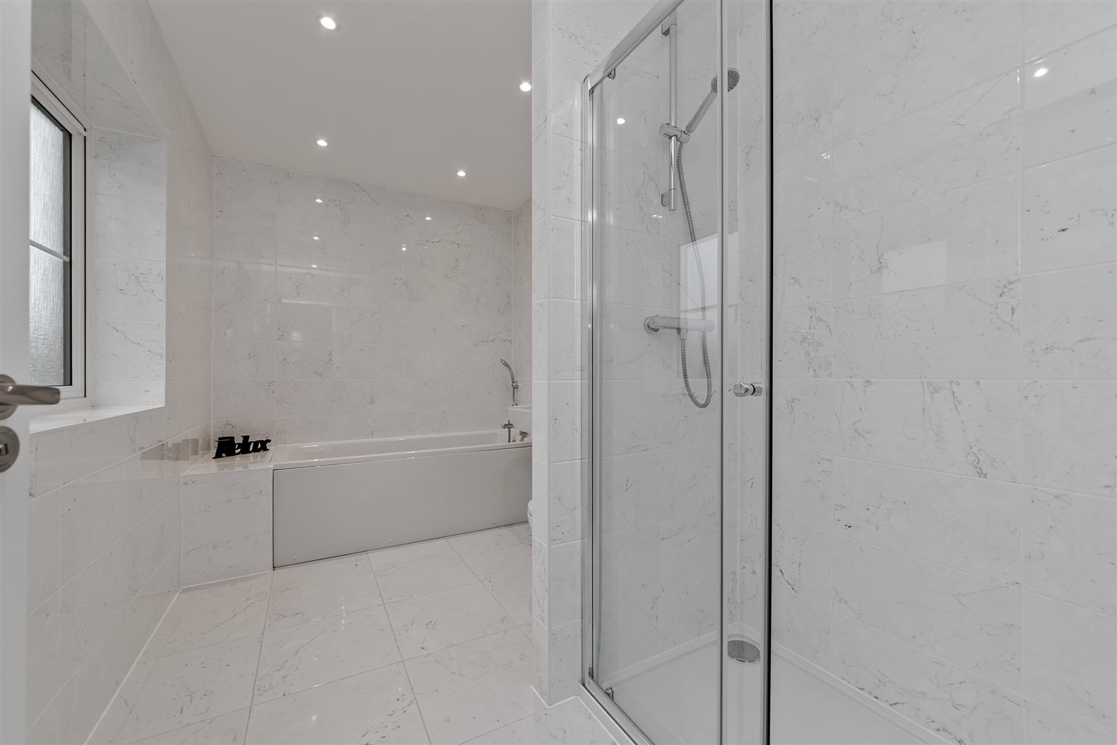 Ridout End, Bricket Wood, St. Albans - photo 14